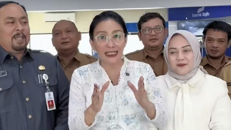 Rieke Sambangi Kantor Bappenda Kabupaten Bekasi Tindaklanjuti Kasus PBB Ponpes
