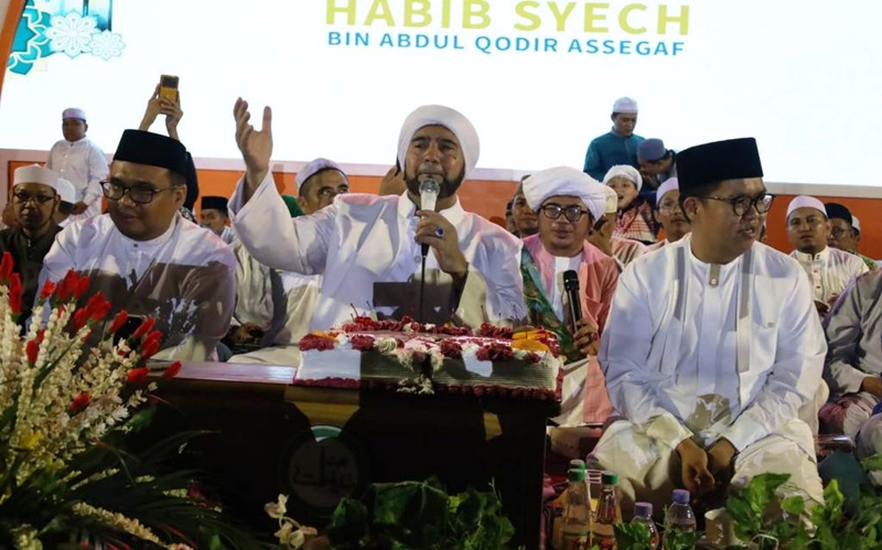 Rudi Aulia Pastikan 17 Program Dedikasi Kukar Berjalan, Kukar Bershalawat Jadi Sumber Energi Kebersamaan