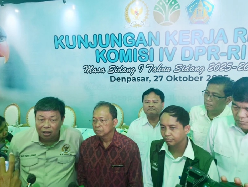 Alex Indra Lukman Usulkan Pasang Microchip Untuk Deteksi Keberadaan Satwa Langka