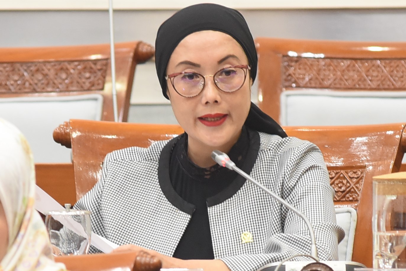Selly Gantina Soroti Ketidakterbukaan & Potensi Inefisiensi Ibadah Haji Tahun 2026