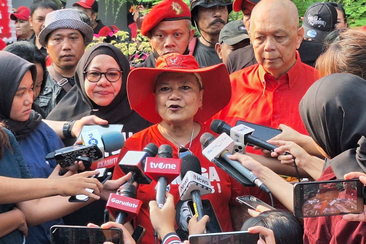 Ribka Tjiptaning Tolak Usulan Soeharto Dapatkan Gelar Pahlawan Nasional