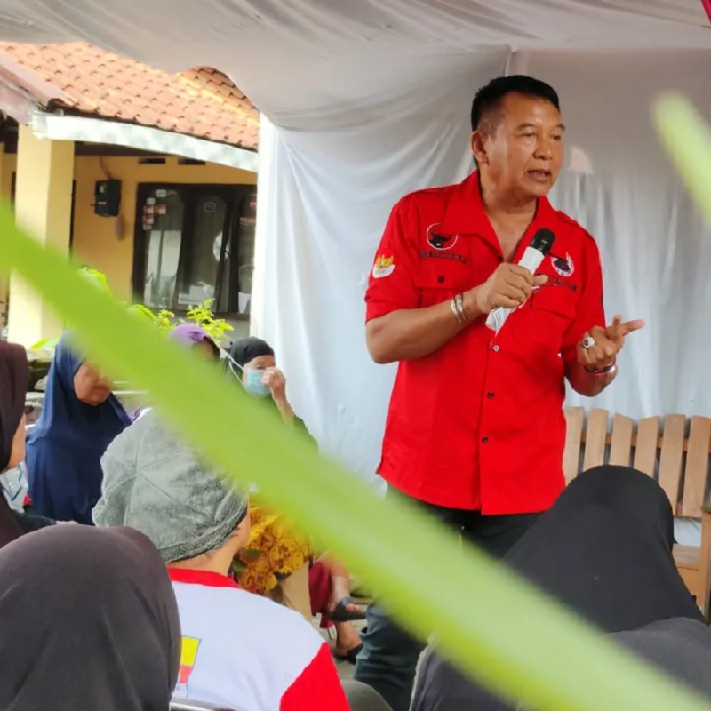 Hasanuddin Bawa Program RTLH, Modal UMKM, Posyandu, Kesenian, dan Bagikan Ratusan Sembako
