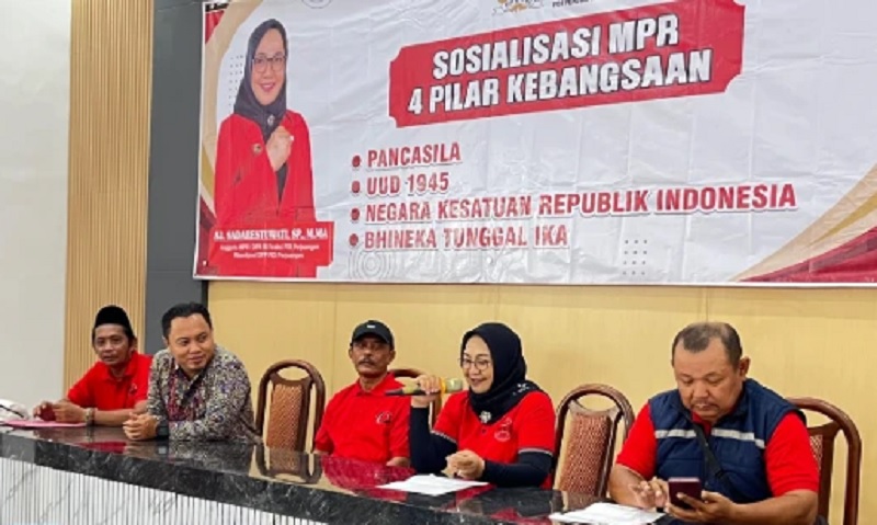 Sadarestuwati Ajak Kader PDI Perjuangan Jombang Jangan Melenceng dari Nilai-Nilai Empat Pilar Kebangsaan