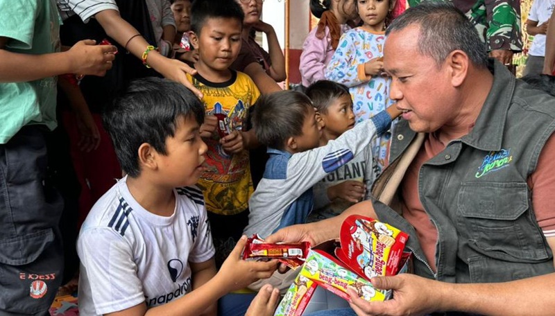 Wali Kota Tri Adhianto Perkuat Solidaritas Antardaerah: Bekasi Kirim Bantuan Langsung ke Sumbar