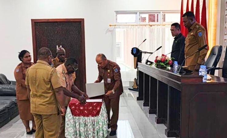 DPA 2026 Diserahkan, Bupati Asmat Ultimatum OPD yang Tak Disiplin Anggaran