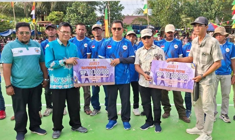 Rumiadi Resmi Buka Turnamen Voli Muara Tuhup Open I: Pilar Penting Tingkatkan Kualitas Hidup