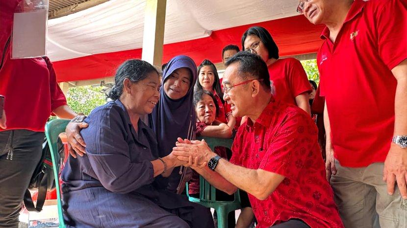 Rudianto Rudi Rudianto Berterima Kasih Bakti Sosial Operasi Katarak Gratis Berjalan ...